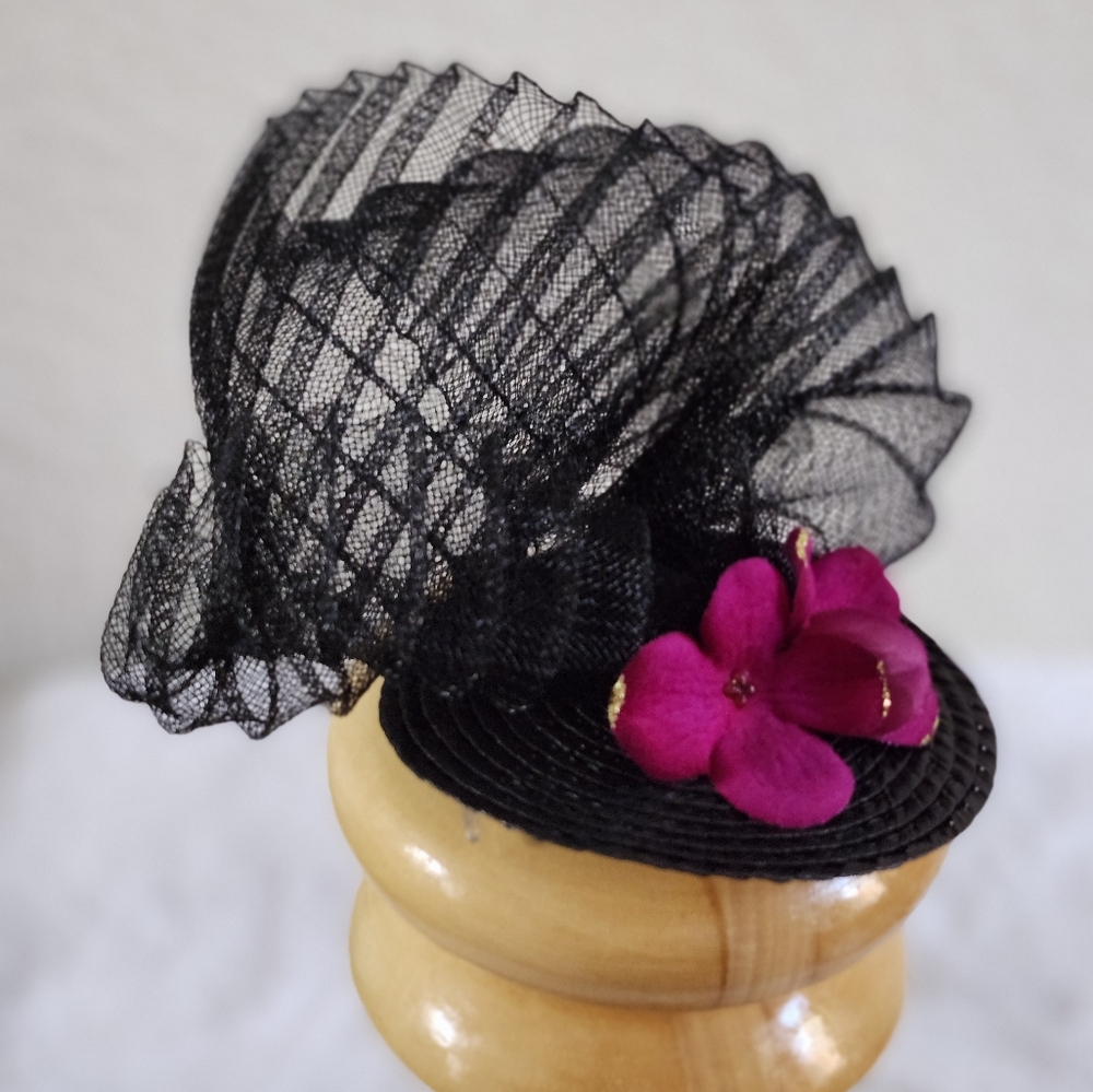 Handmade Black & Orchid Fascinator